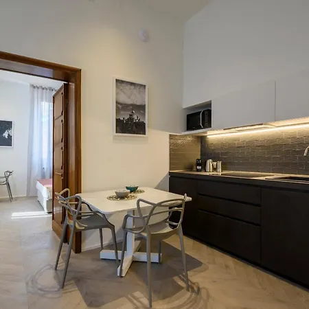 Lägenhet Mysuiteshome *